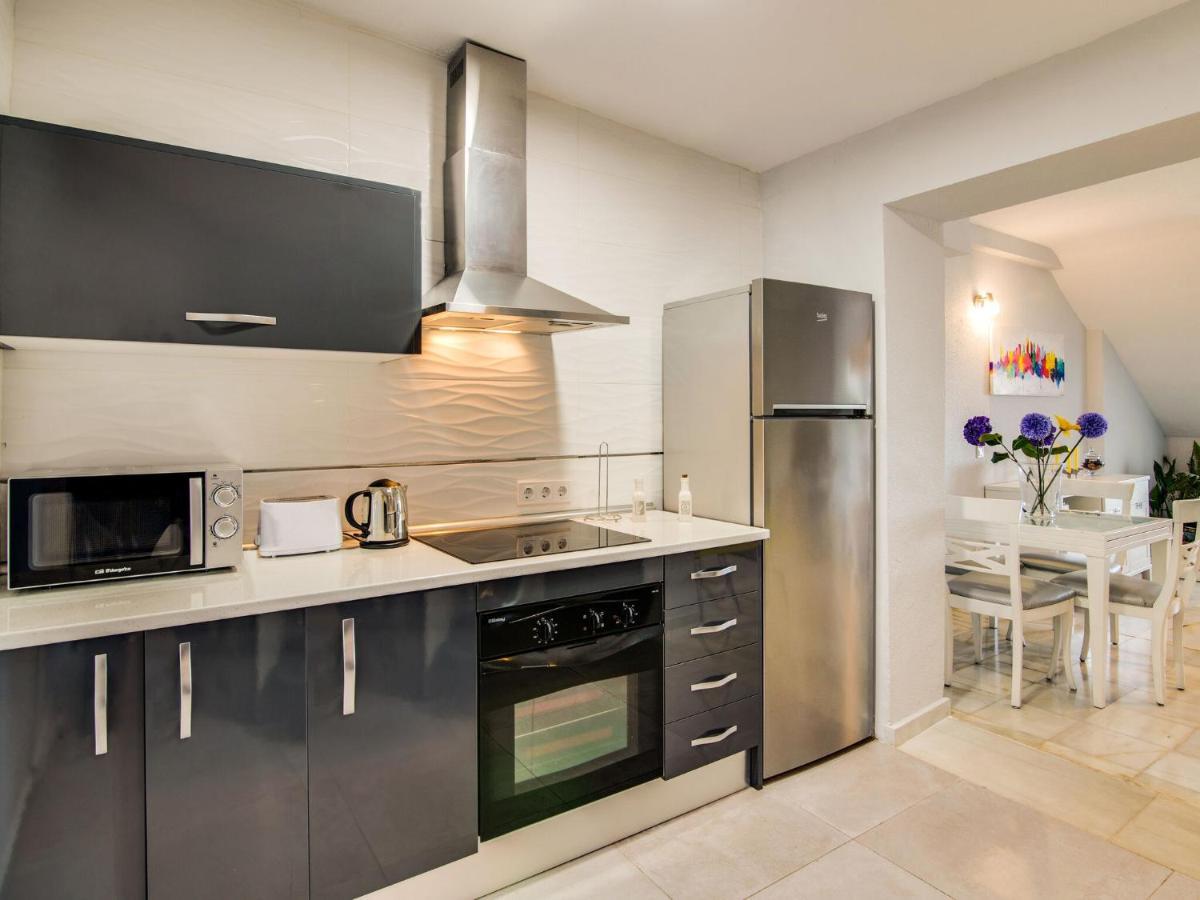 Modern In Artola With Swimming Pool Ferienhaus